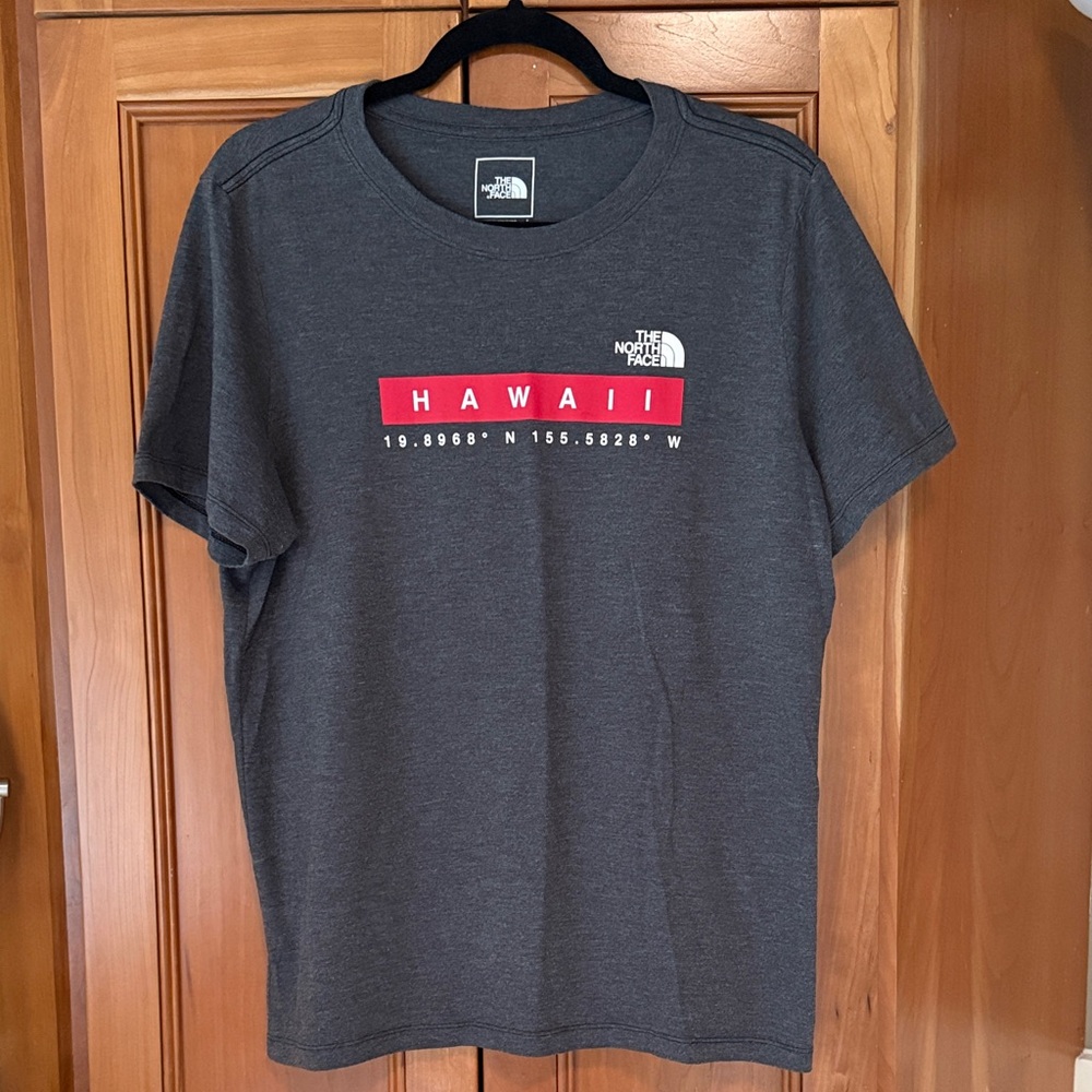 Women’s North Face Hawaii Tee Size L